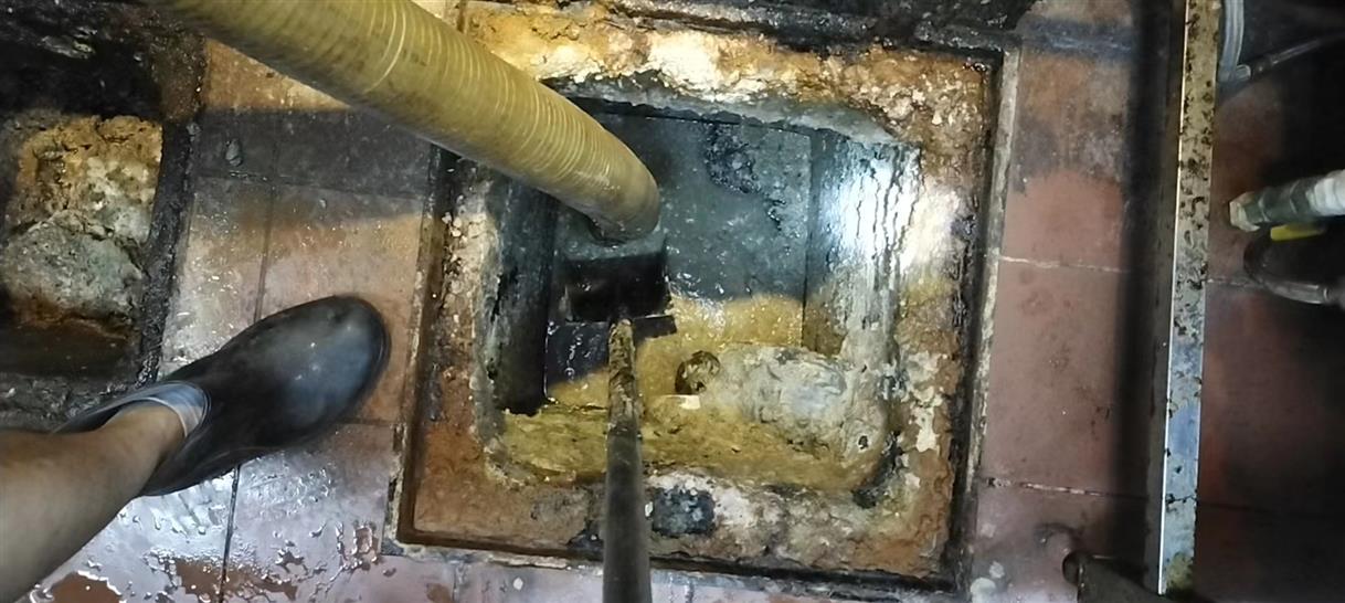 总口管理区化油池清理-污水池清掏